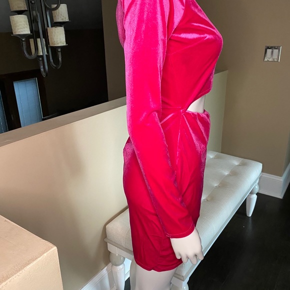 Fuchsia Velvet Cut Out Mini Dress - Picture 4 of 8